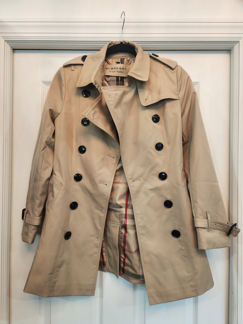Burberry Women's Classic Beige Trench Coat